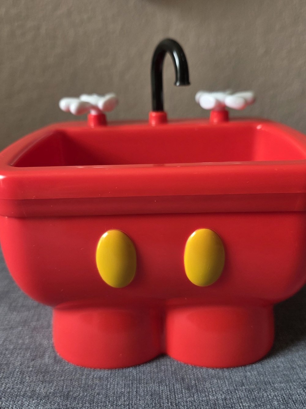 Disney Parks Exclusive Mickey Pants Kitchen Sink Ice Cream Sundae Dish Bowl